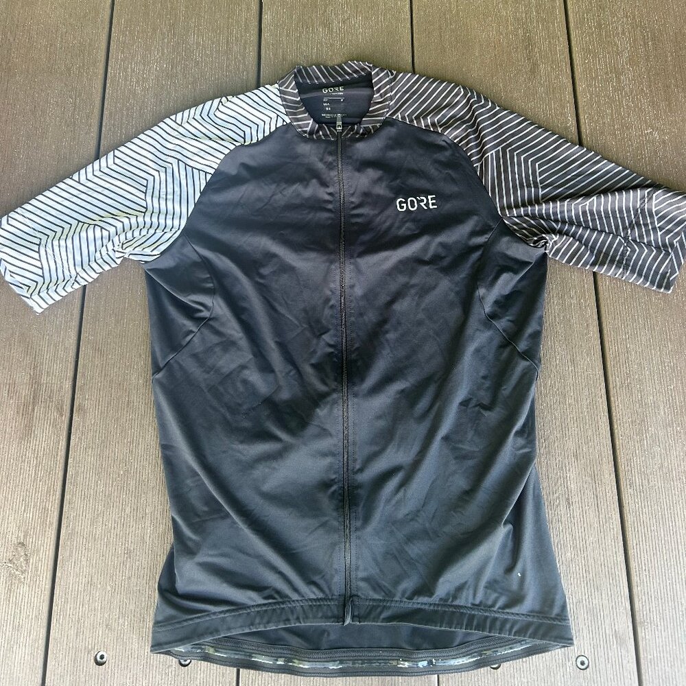GORE CYCLING JERSEY SIZE M